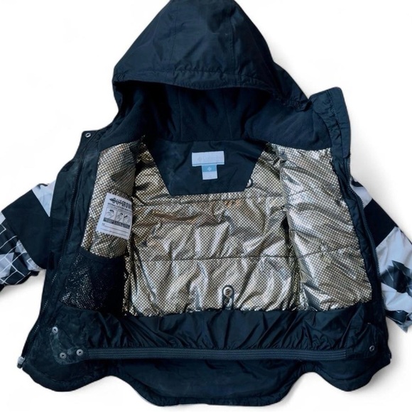 Columbia Kids 6/7 Hooded Winter Jacket - Picture 7 of 8